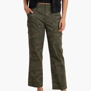 Supplies by untion bay Green Cargo Pants for Everyday Comfort size 4 women’s nwt